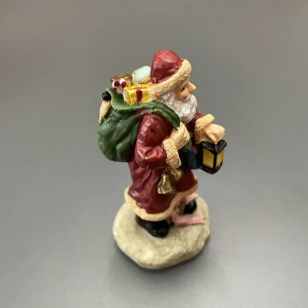 Vintage Artmark Santa Figurine W/Lantern & Sack Of Toys Cute And Detailed 3.25”